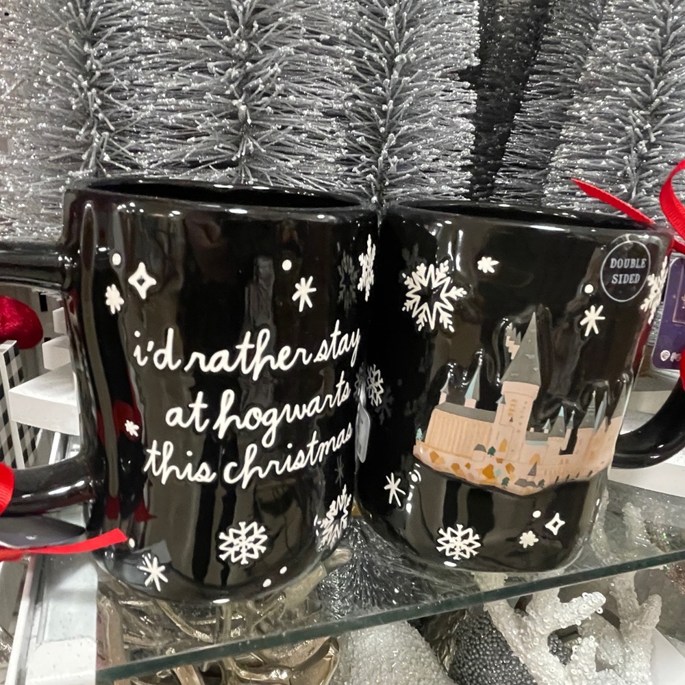RAE DUNN Harry Potter Christmas Hogwarts Castle Snowflake Holiday Coffee Mug NWT